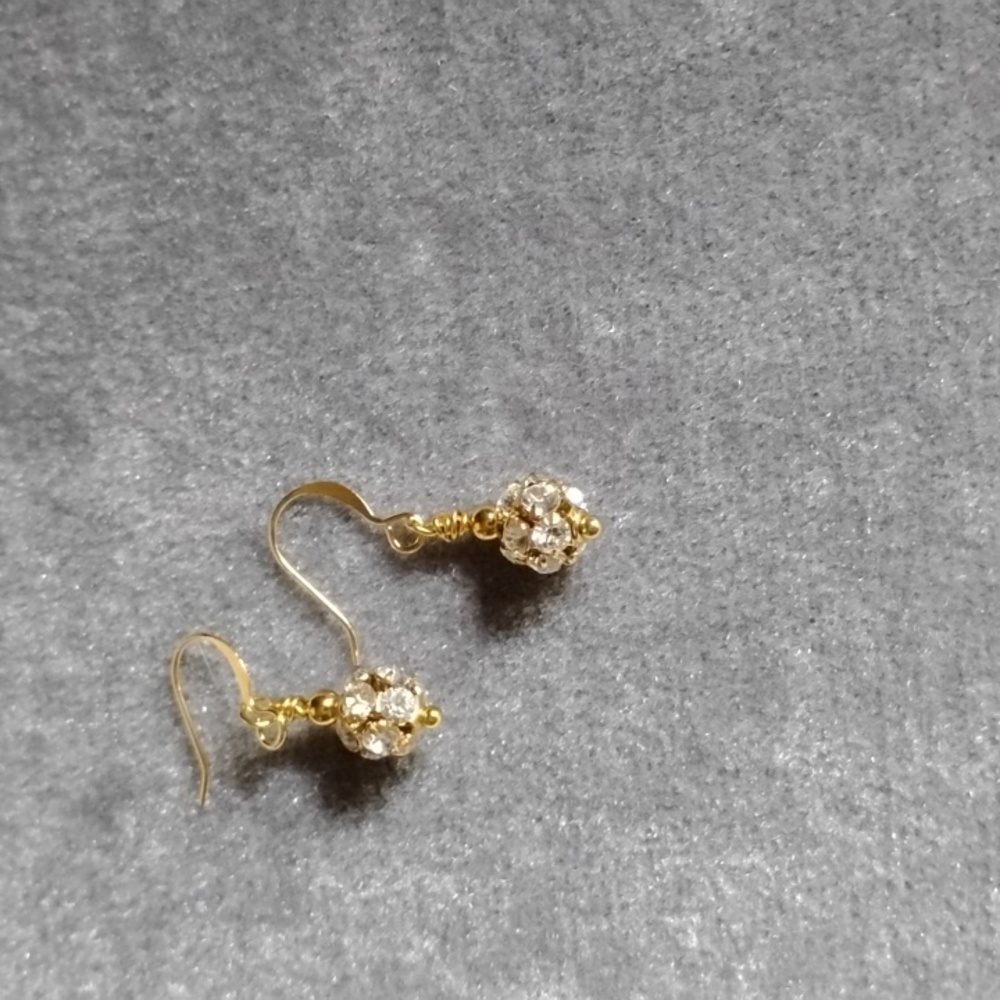 HAND CRAFTED SWAROVSKI CRYSTAL DISCO BALL EARRINGS - Picture 2 of 7